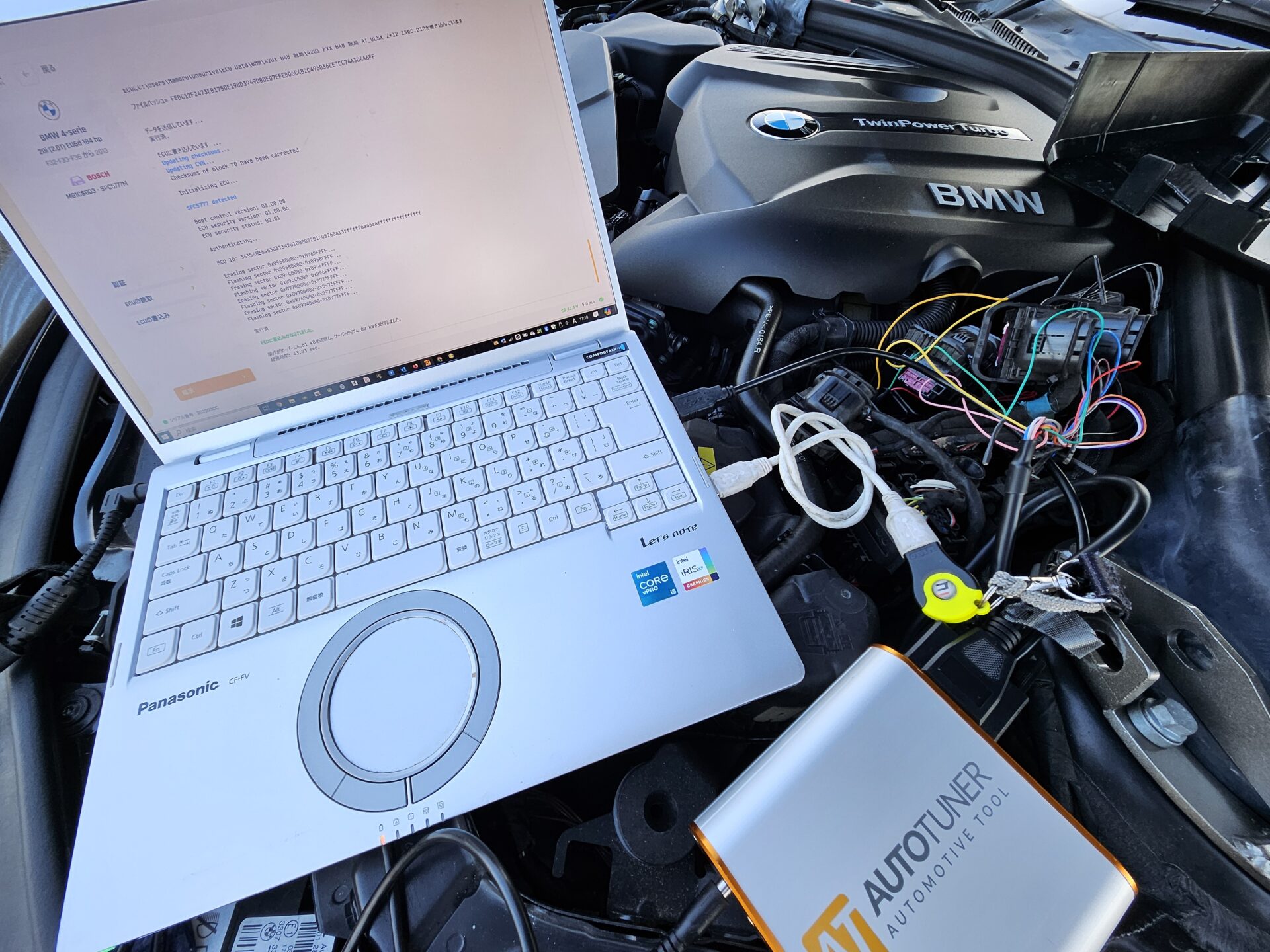 1000161935 – mbFAST Tuning BMW F36 420i B48 のECU書き込み作業の様子