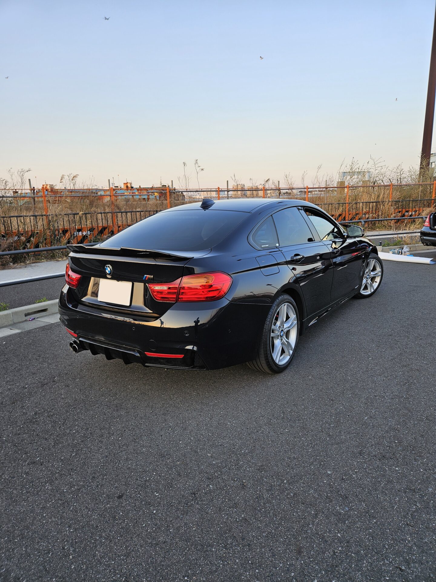 1000161946 – mbFAST Tuning BMW F36 420i B48 の施工車両(エンジンルーム)