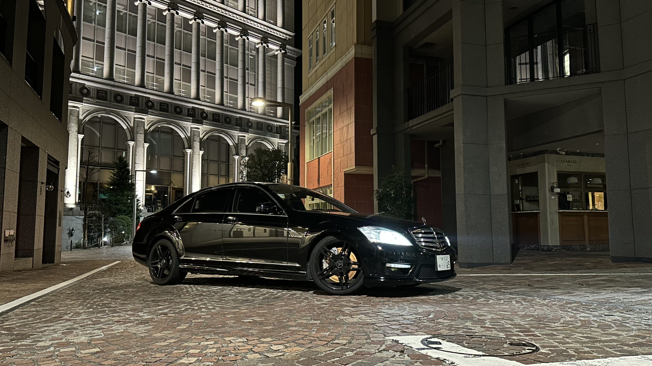 メルセデスベンツ ECU書き換え作業中 アドブルーキャンセル SCRカット mbFAST Tuning施工