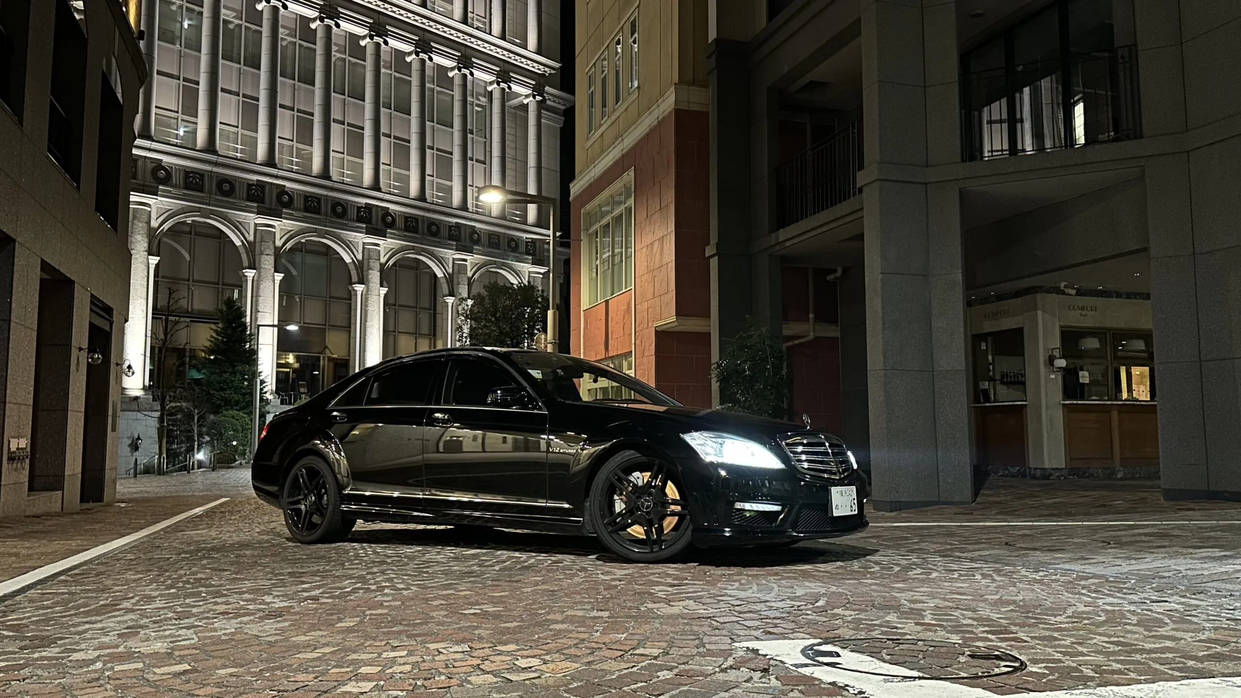 メルセデスベンツ ECU書き換え作業中 アドブルーキャンセル SCRカット mbFAST Tuning施工