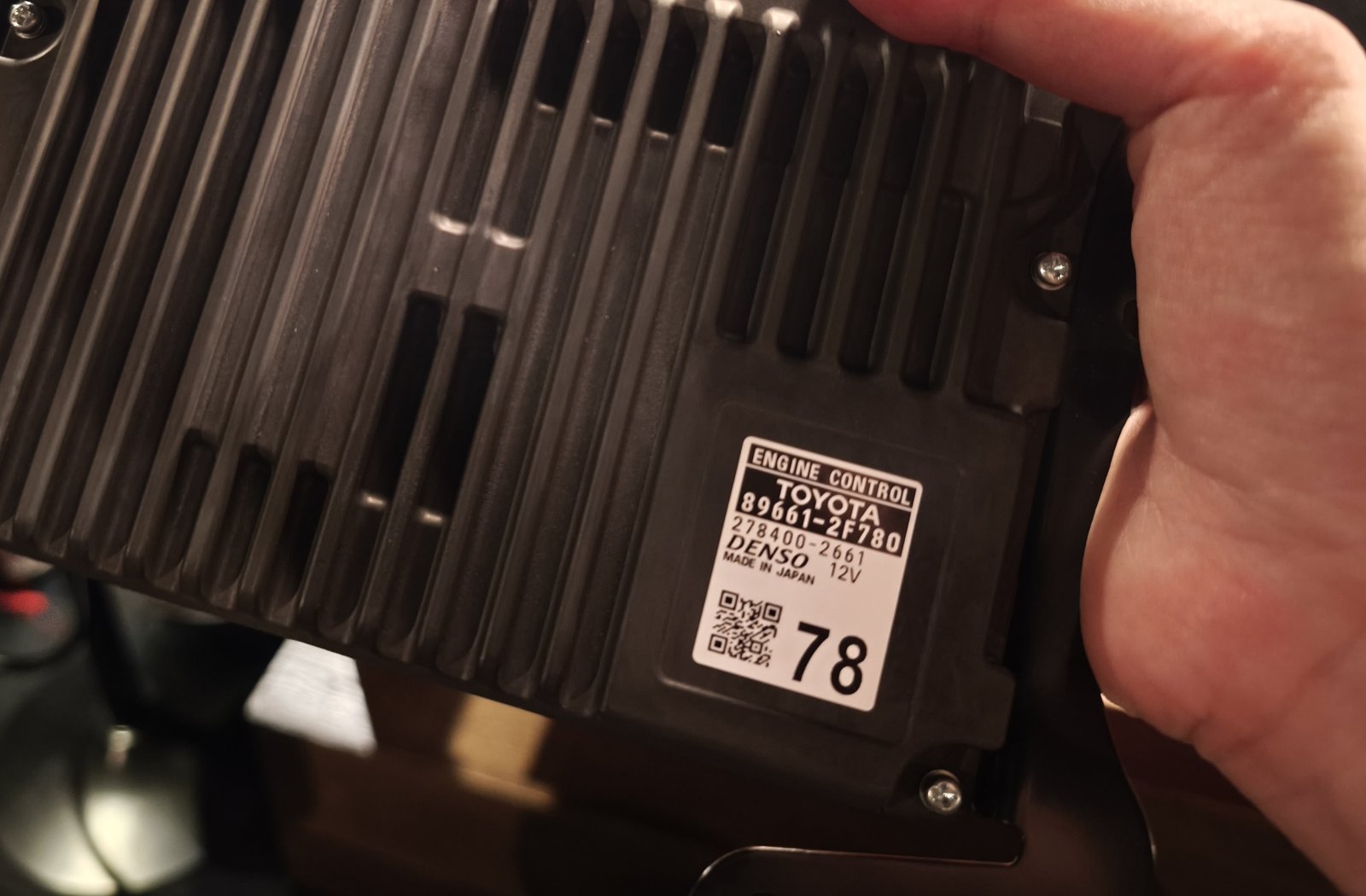 9型ハイエースの新世代ECU(DENSO 89661-2F780)