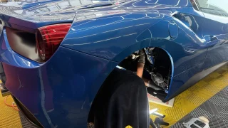 ferrari-488-spider-blue-rear-work – mbFAST Tuning バブリング施工でお預かりしたフェラーリ488スパイダー(ブルー)のリヤビュー