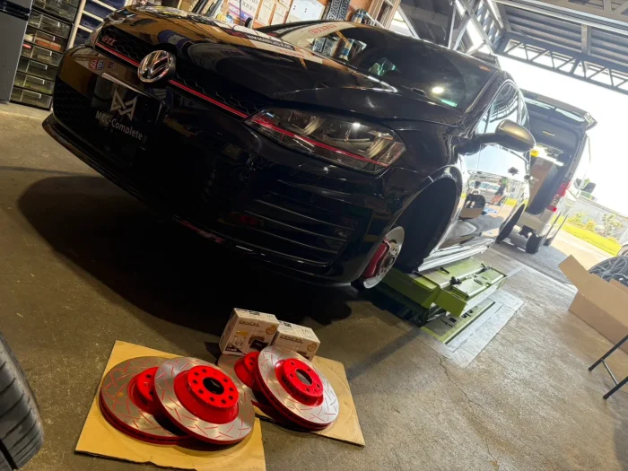 golf-gti7-brake-rotor-pad-replacement-1 – mbFAST Tuning