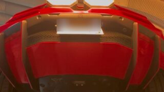 リフト上の停車レブで天井まで火柱が上がるランボルギーニ・レヴェルト（ドラゴンアフターファイヤー施工・JobDesign北九州）